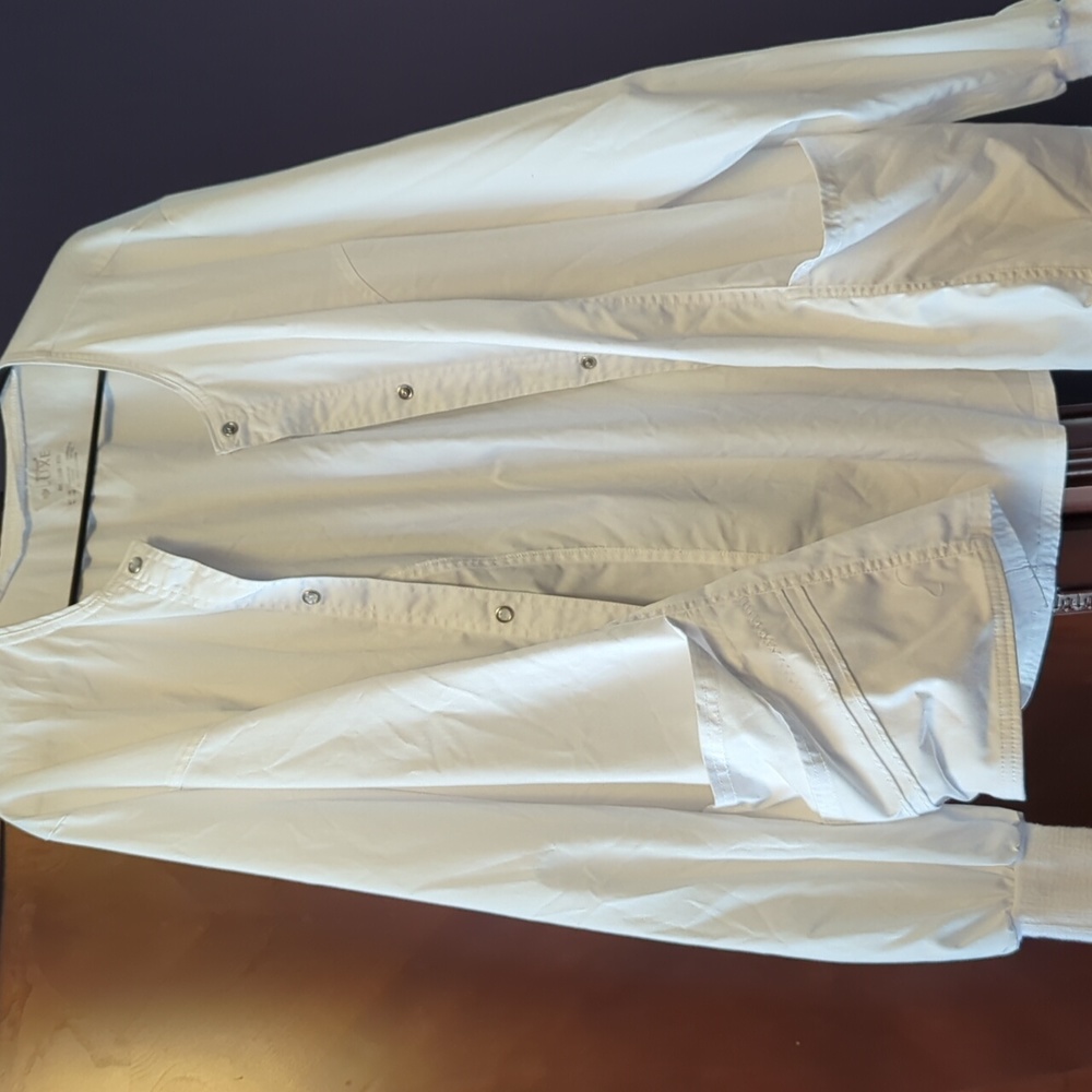 Women's scrub jacket